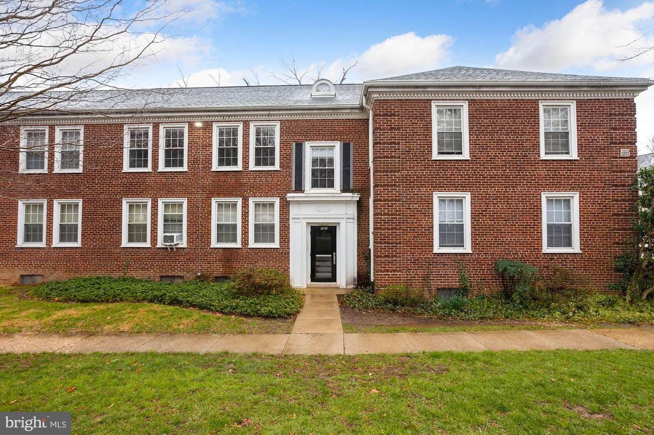 2820 31ST Street - Photo 1