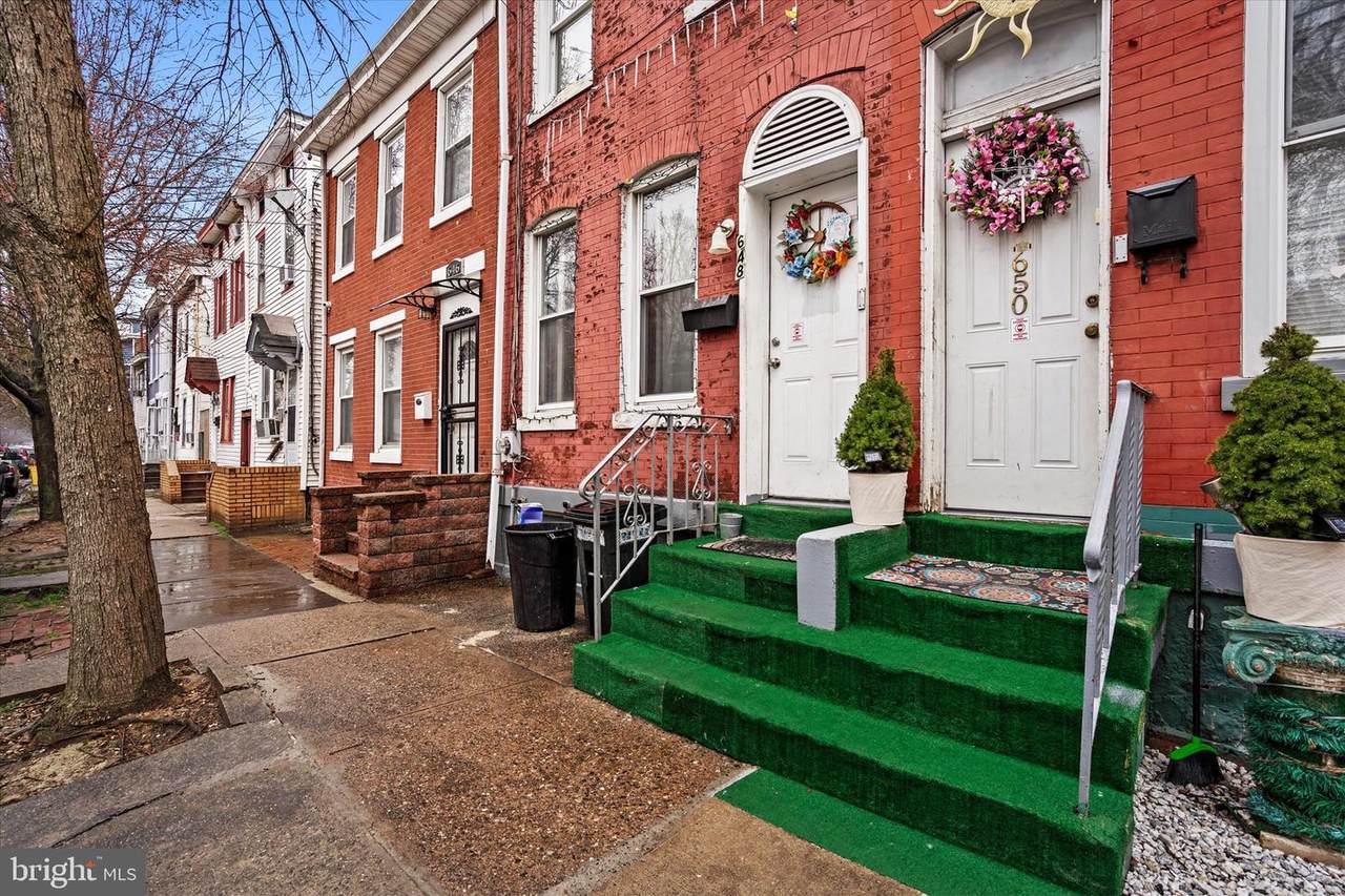 648 Lamberton Street - Photo 1