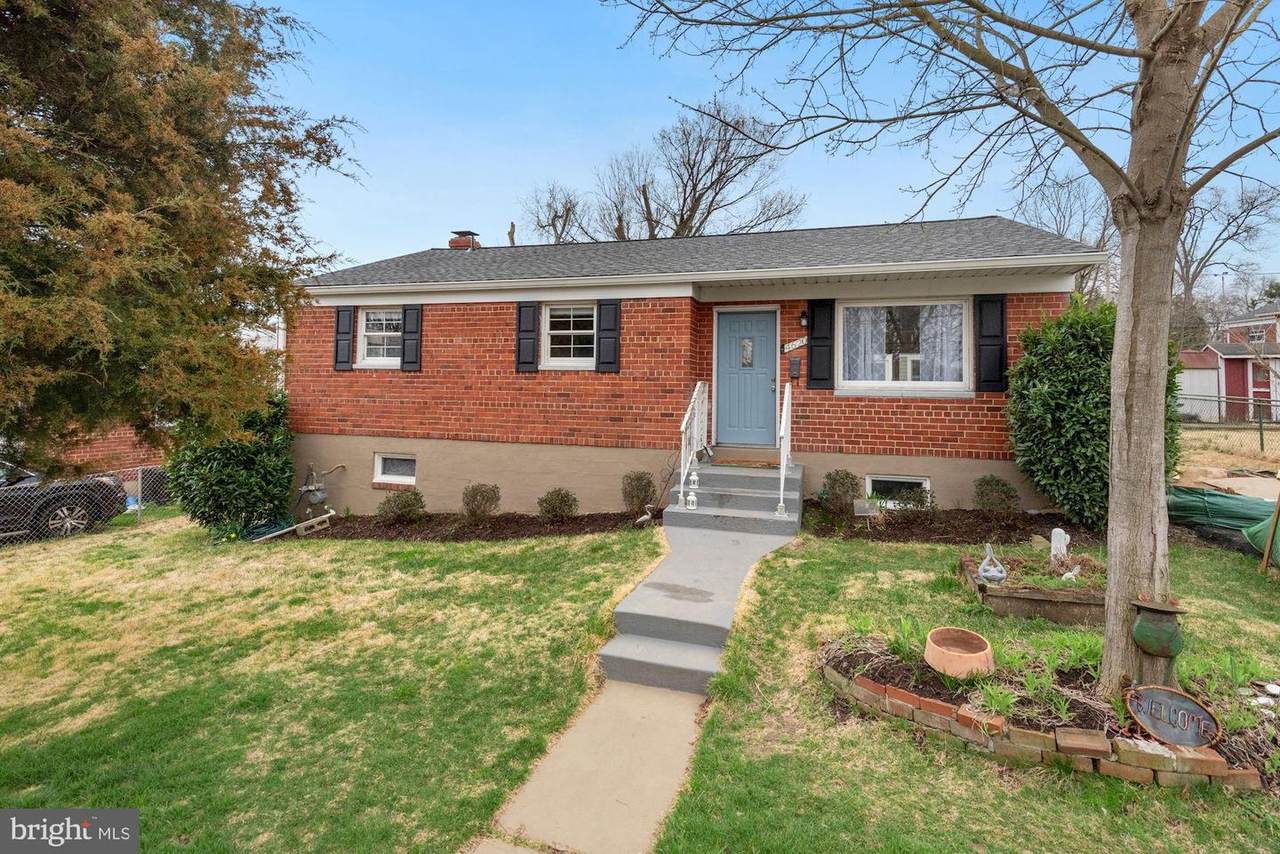 4620 Randolph Road - Photo 1