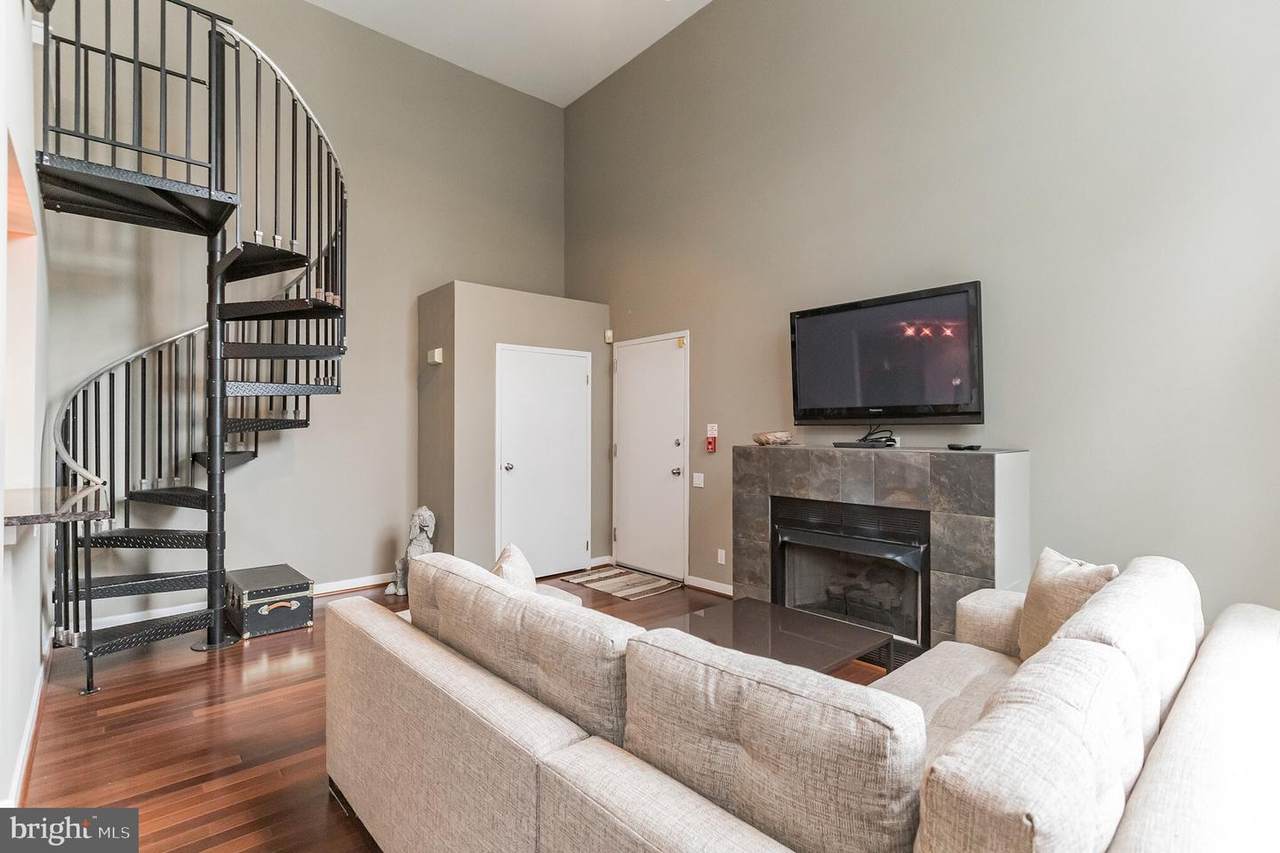 182 Gay Street - Photo 1