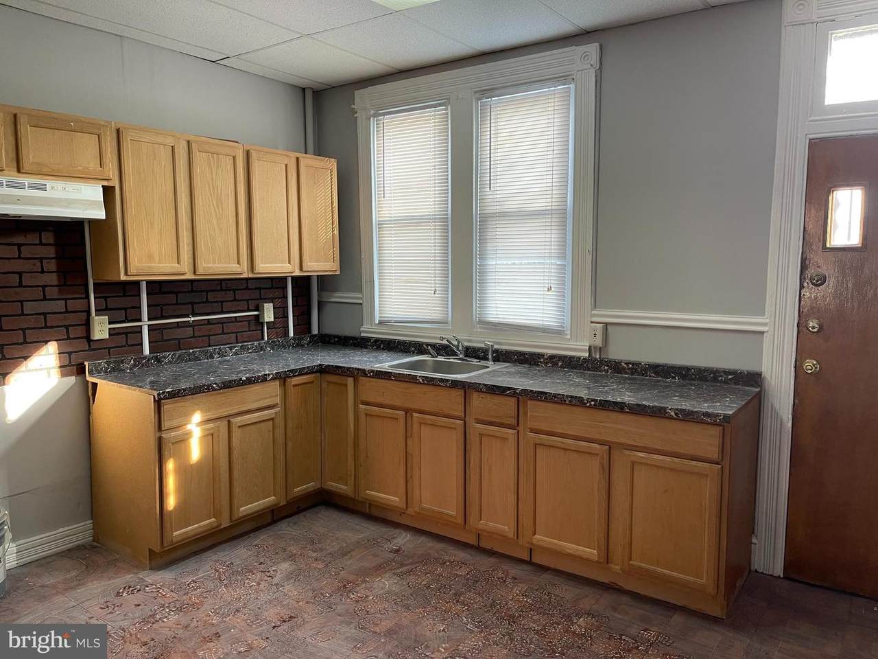 2757 Rayner Avenue - Photo 1
