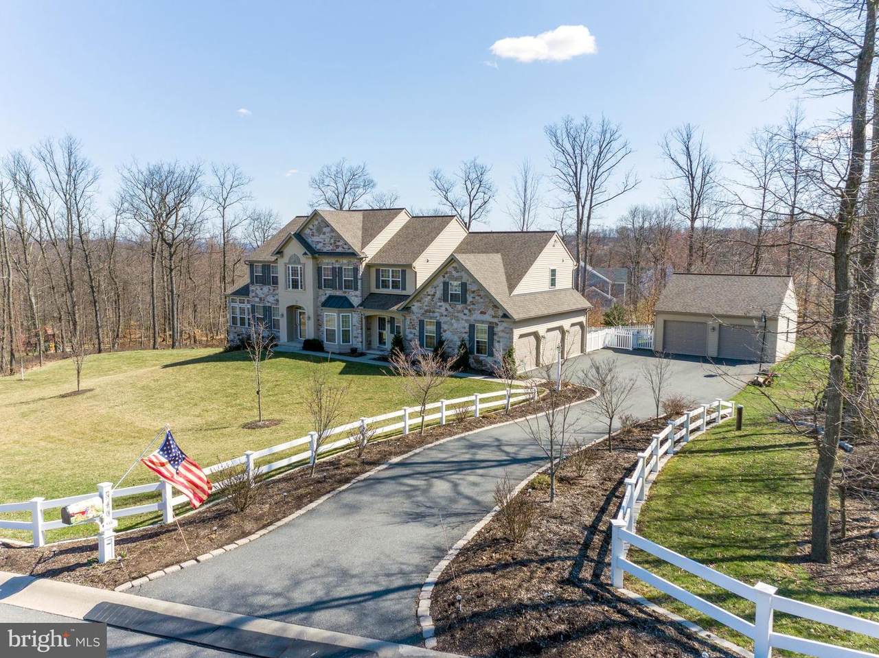 540 Quaker Hill Road - Photo 1