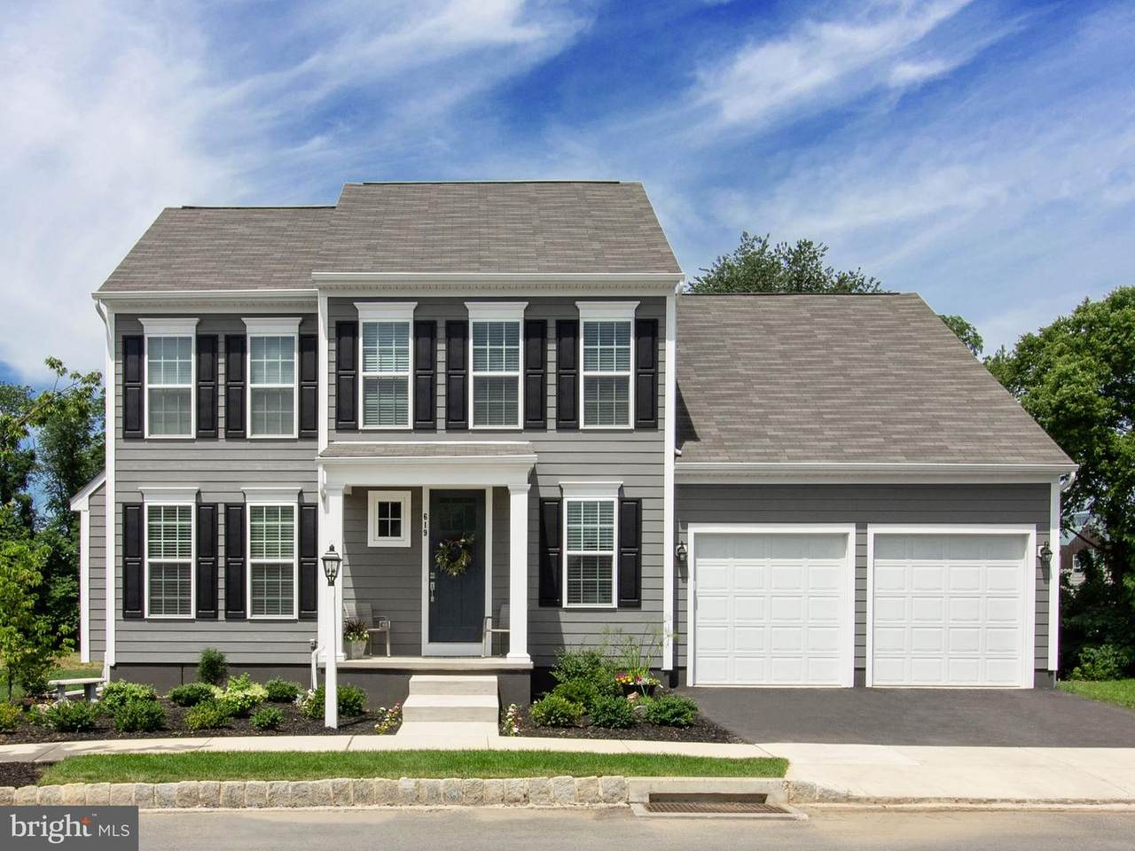 1243 Innox Road - Photo 1