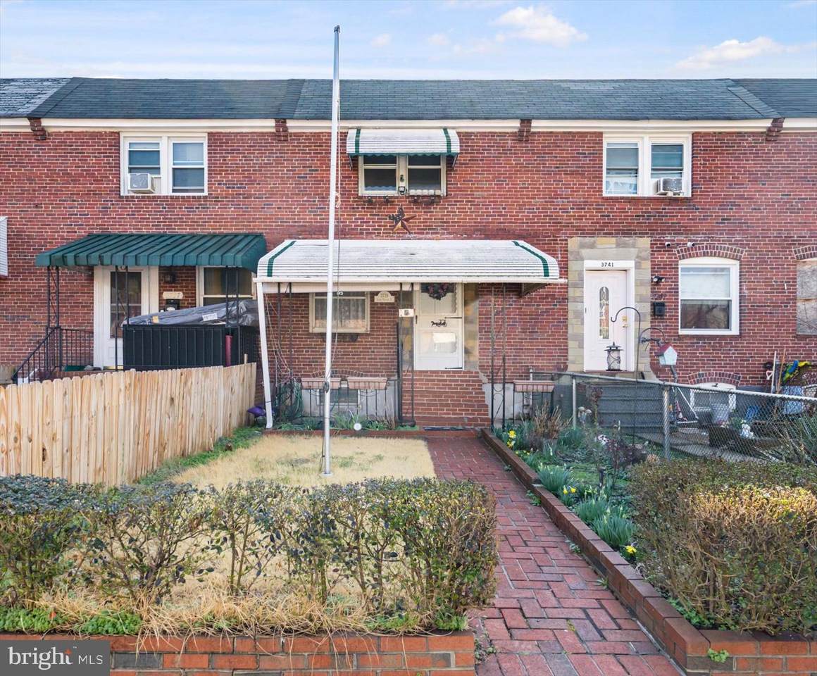 3739 Saint Victor Street - Photo 1