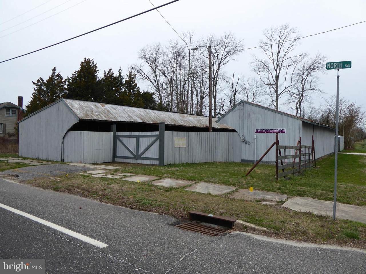 1901 North Avenue - Photo 1