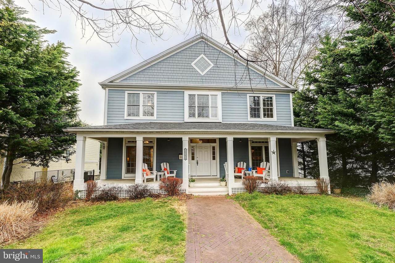 4707 Maple Avenue - Photo 1