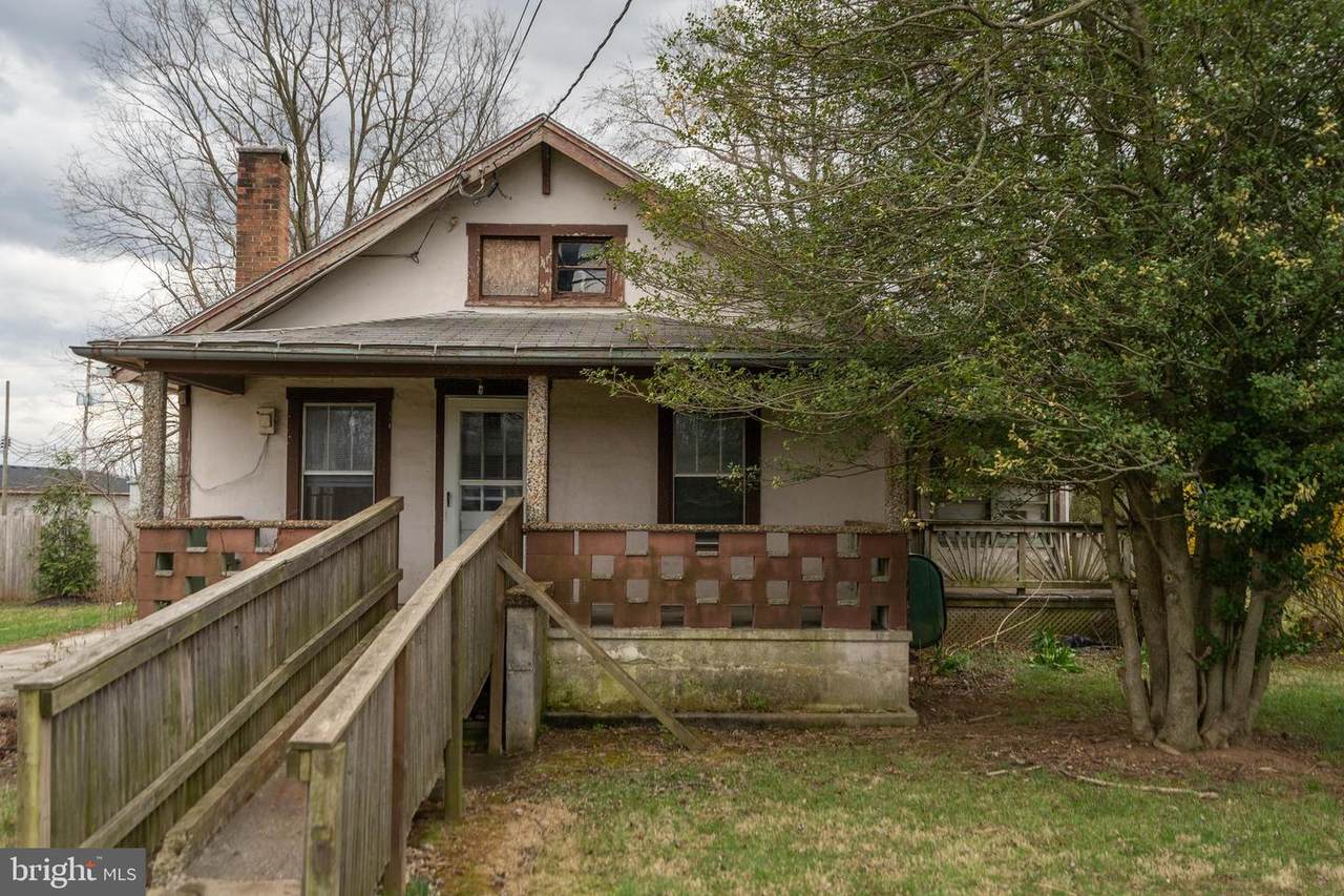 2518 Martinsburg Pike - Photo 1