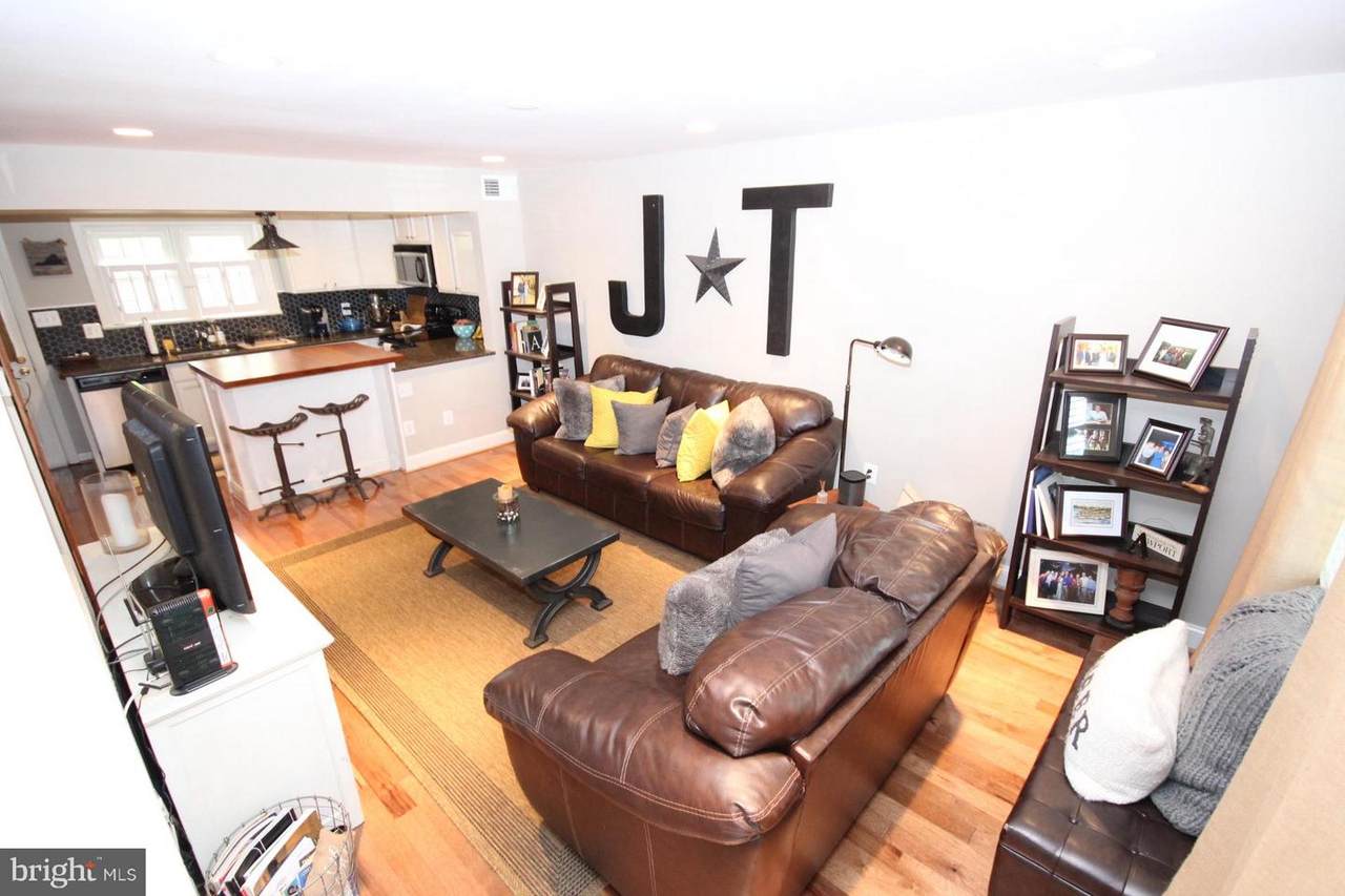 409 James Court - Photo 1