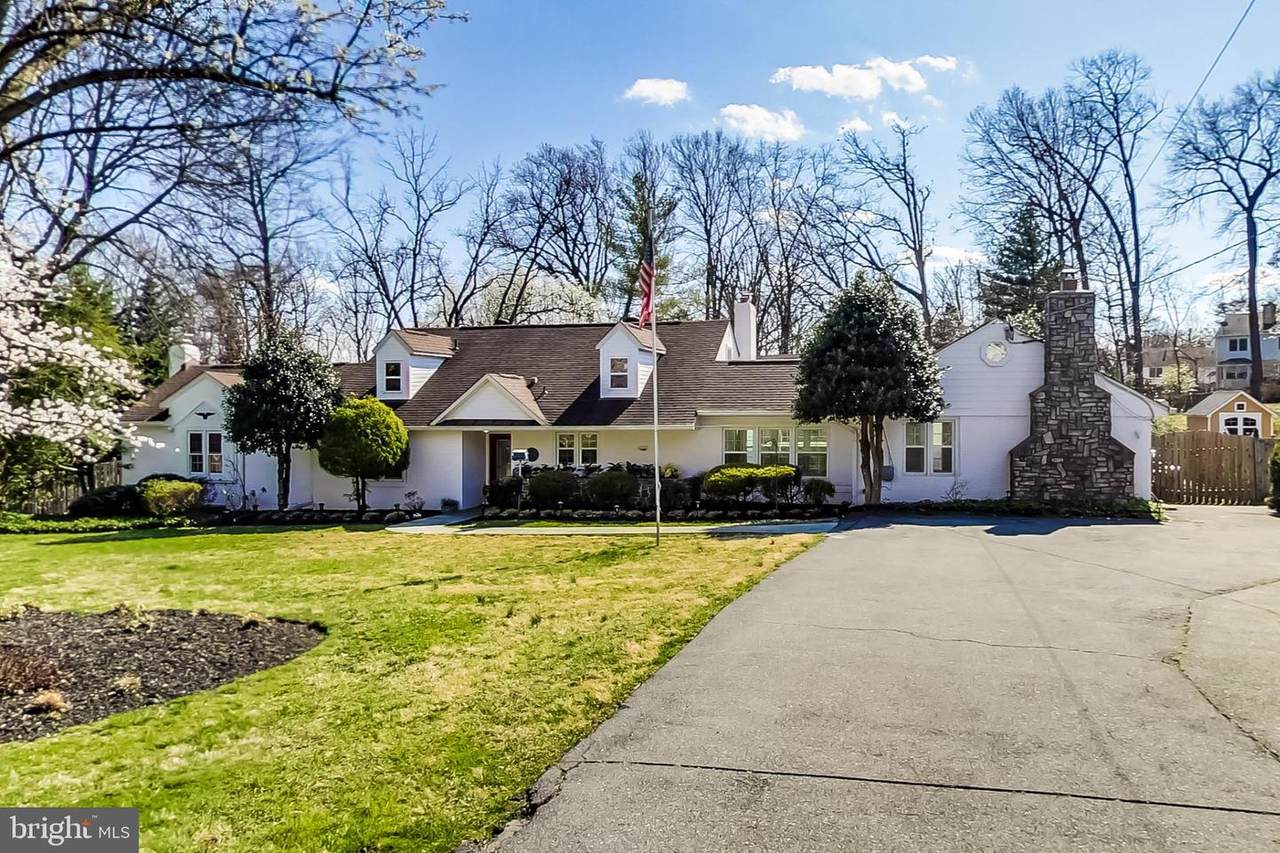 8910 Liberty Lane - Photo 1