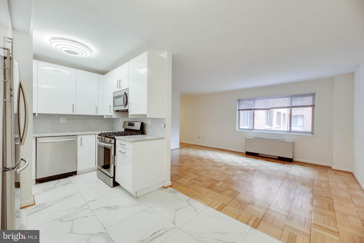 3900 Tunlaw Road - Photo 1