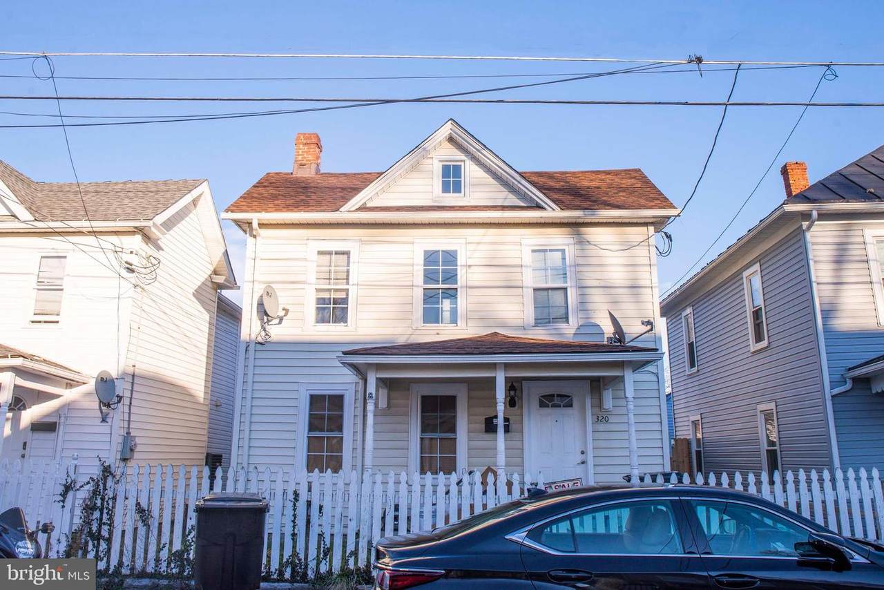 320 Highland Avenue - Photo 1