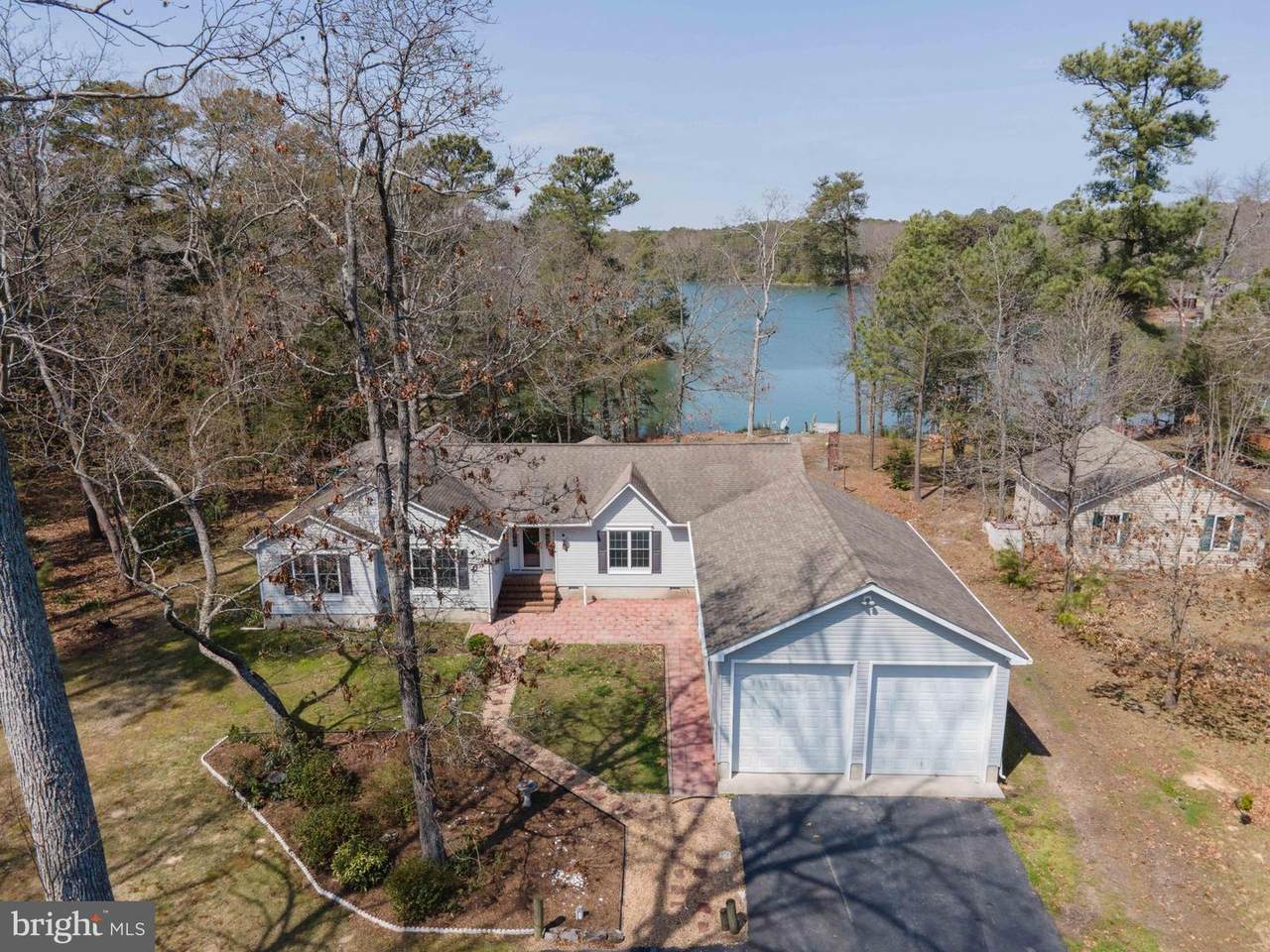 721 Twin Harbor Rd - Photo 1