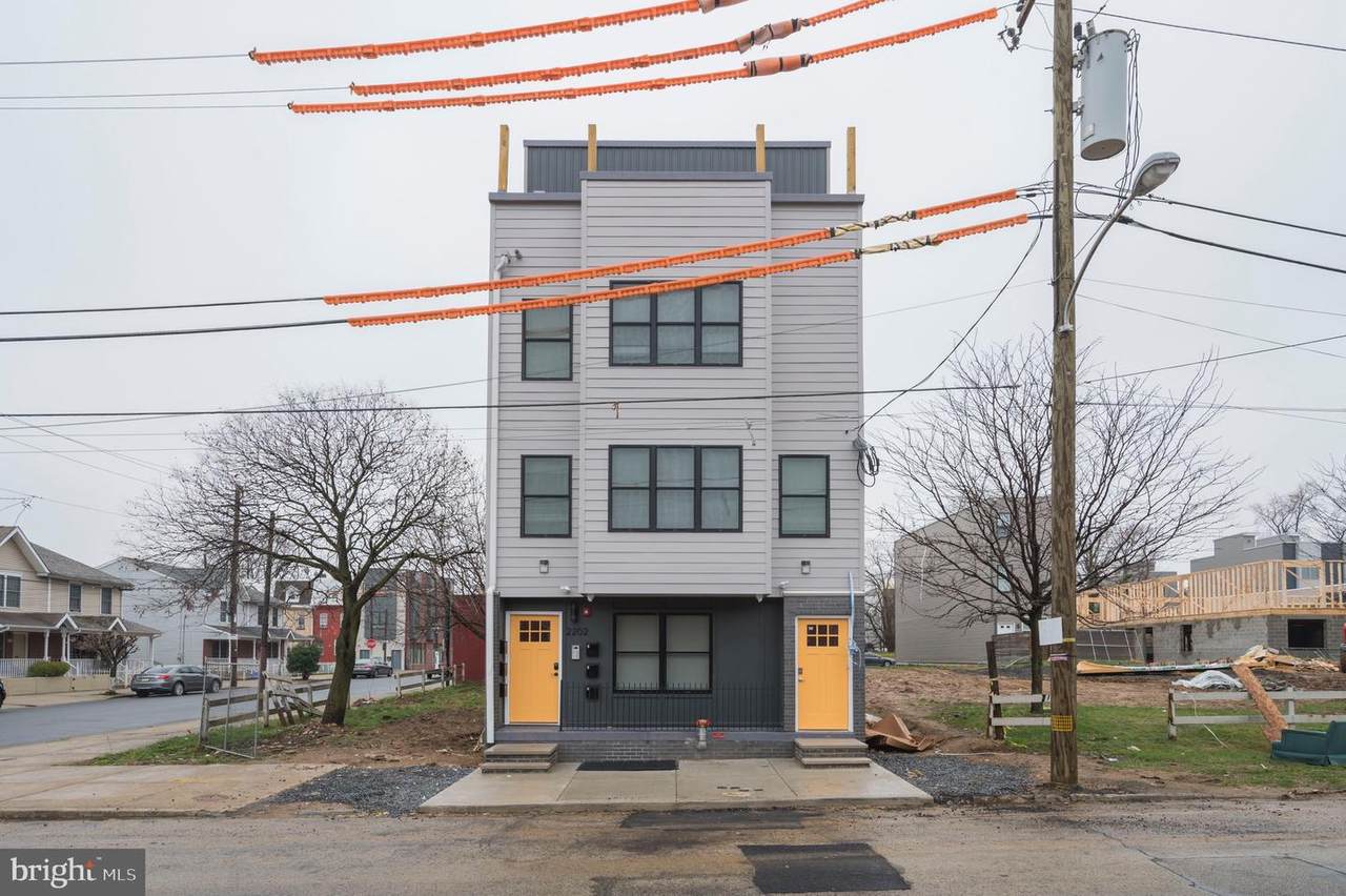 2202 Marshall Street - Photo 1