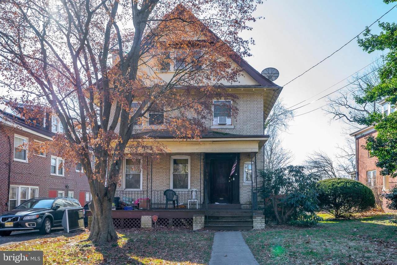 899 Bellevue Avenue - Photo 1