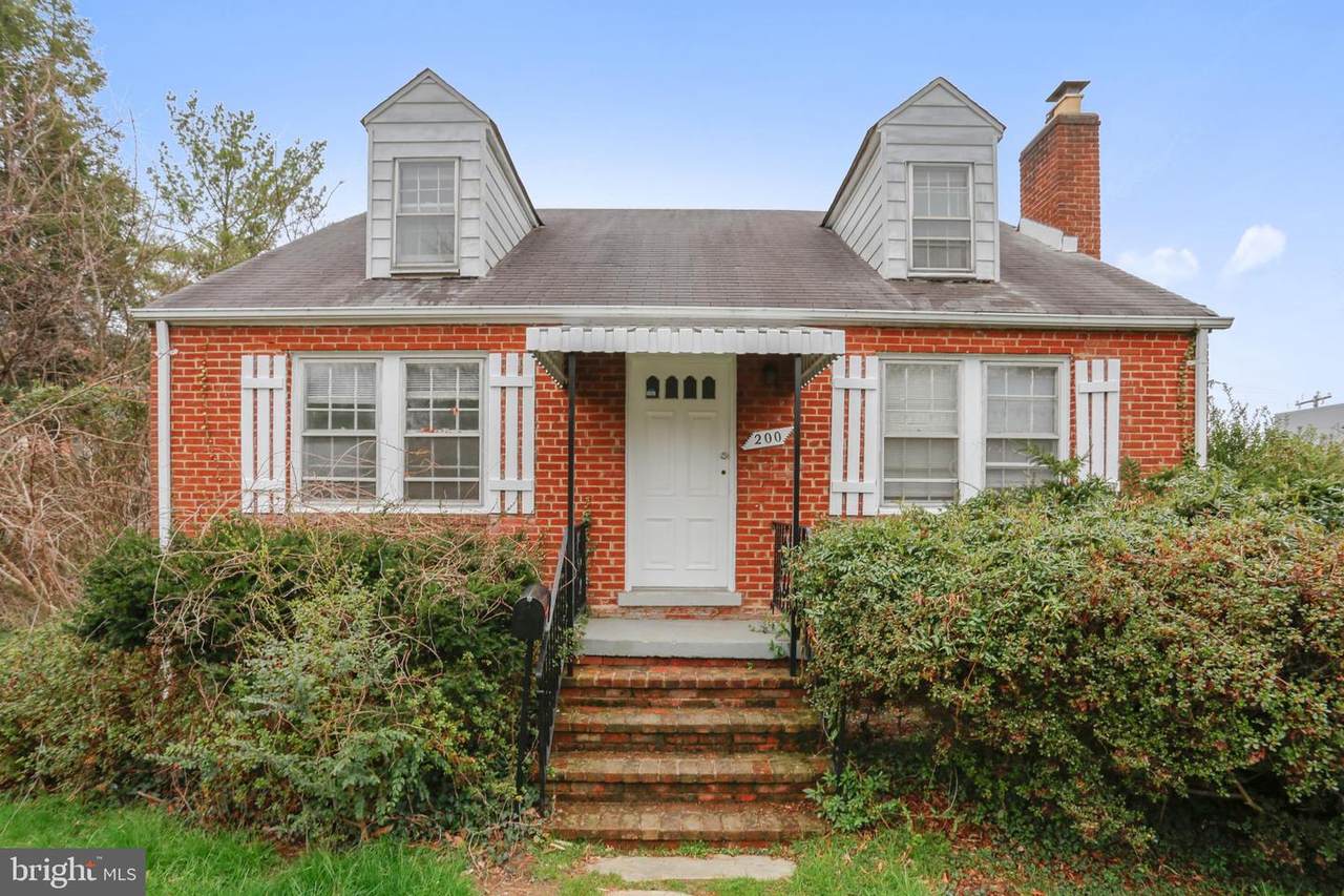 200 Fairfax Street - Photo 1
