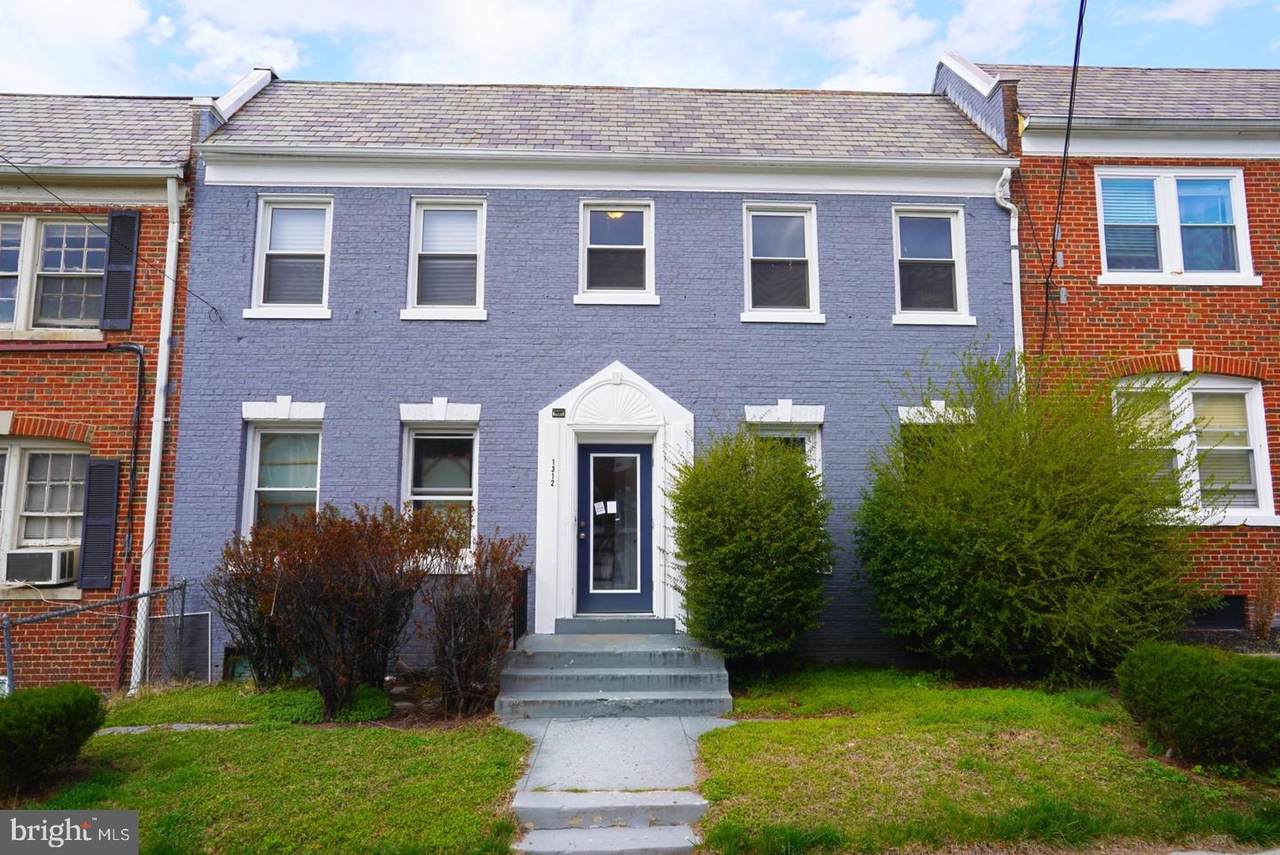 1312 Adams Street - Photo 1
