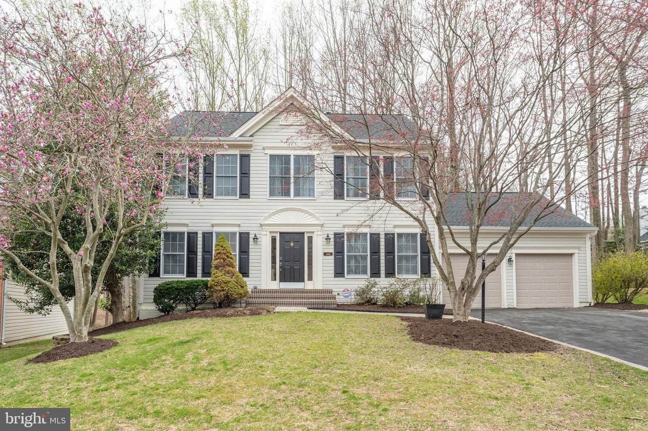 3909 Leaf Lawn Lane - Photo 1