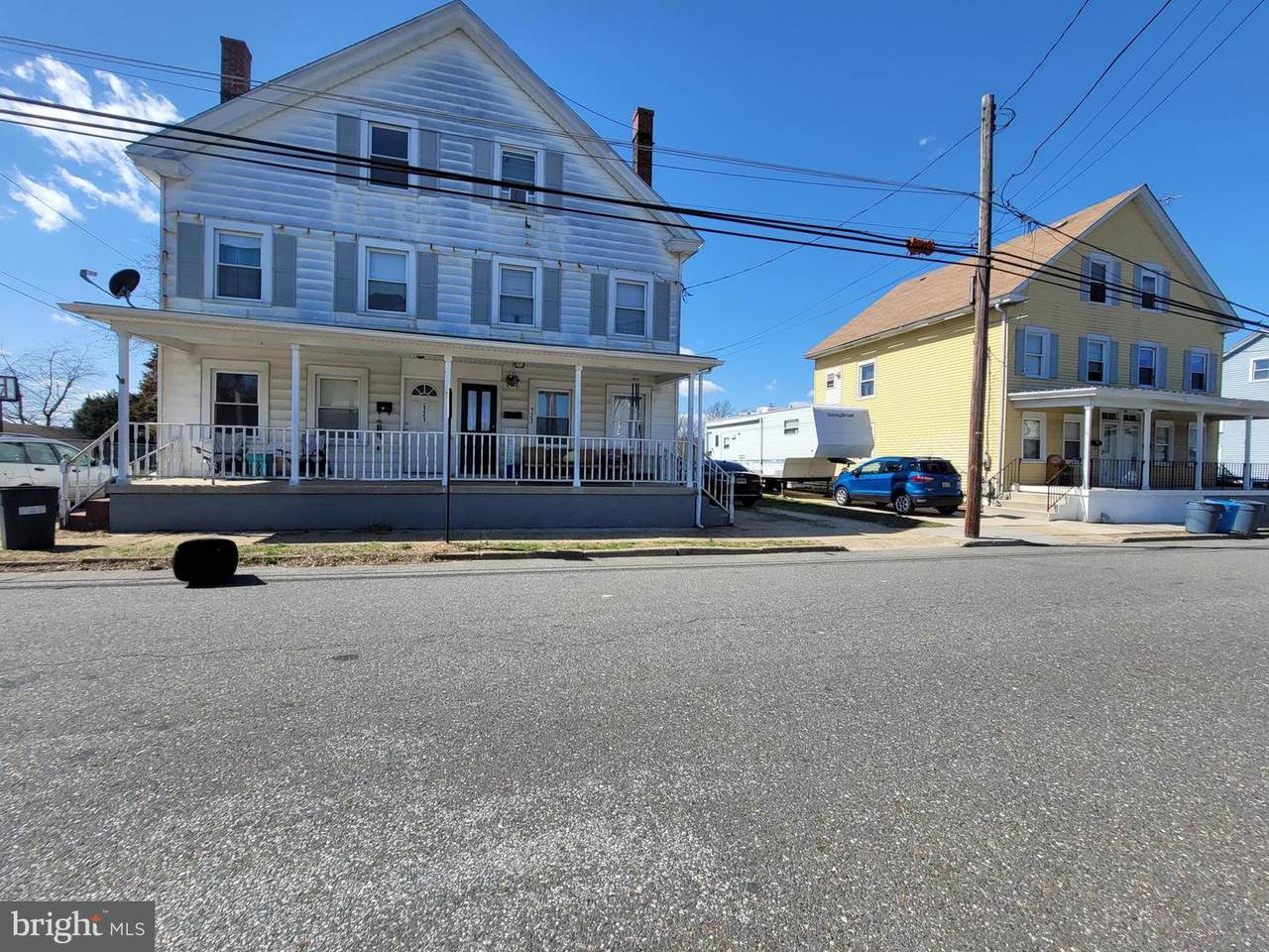 121-123 Repauno Avenue - Photo 1