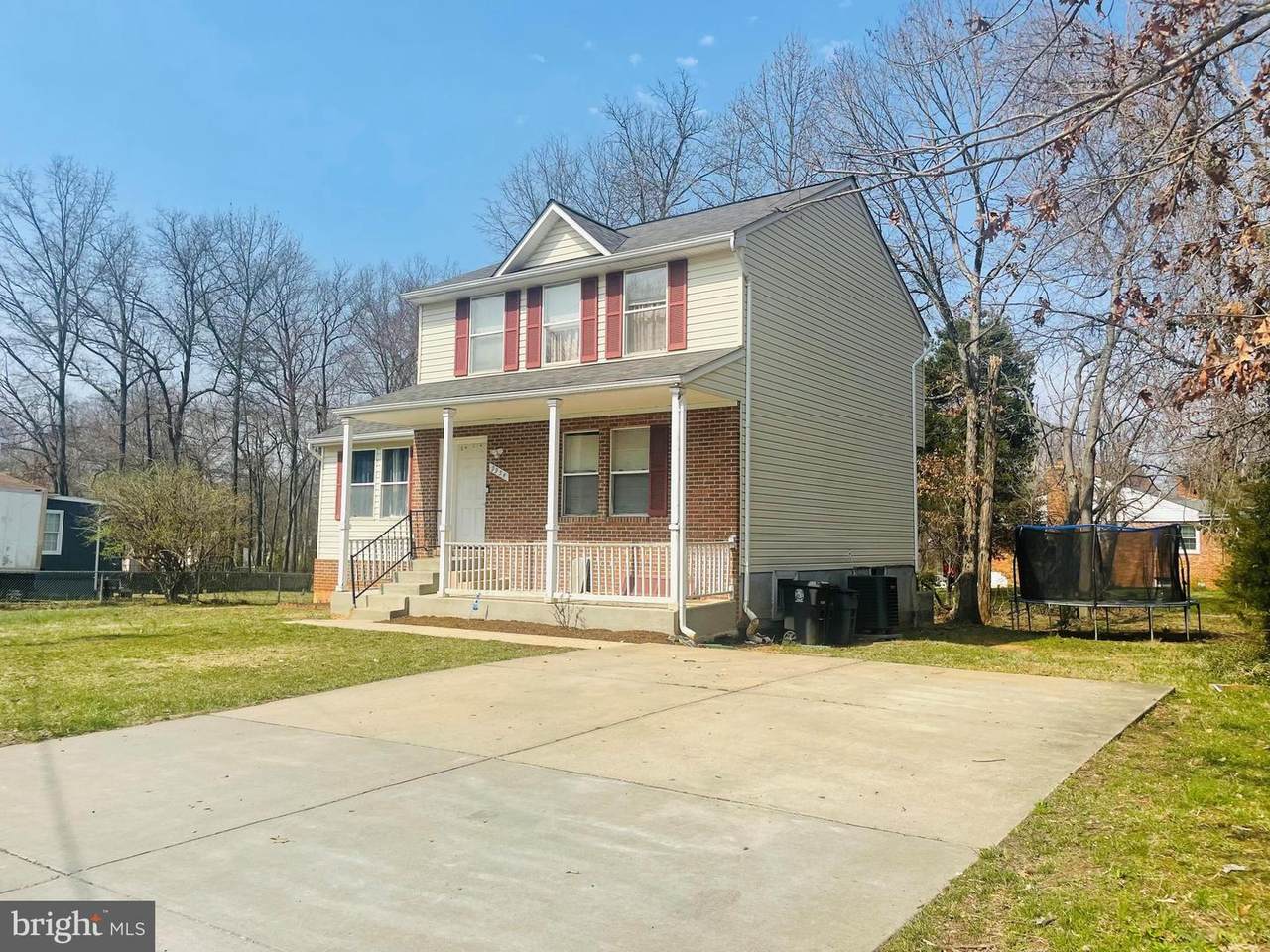 9954 Elm Street - Photo 1