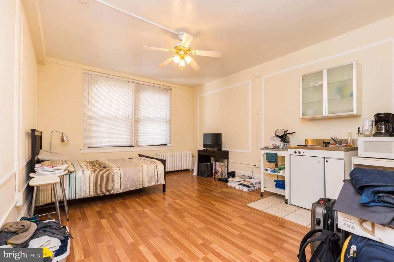 1324 Locust Street - Photo 1