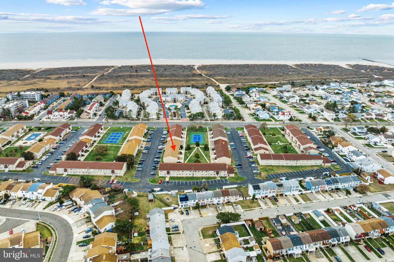 4901 Harbor Beach Boulevard - Photo 1