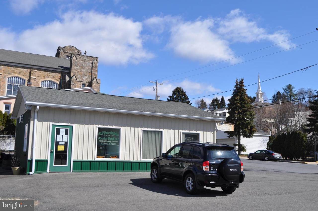 100 Pike Street - Photo 1
