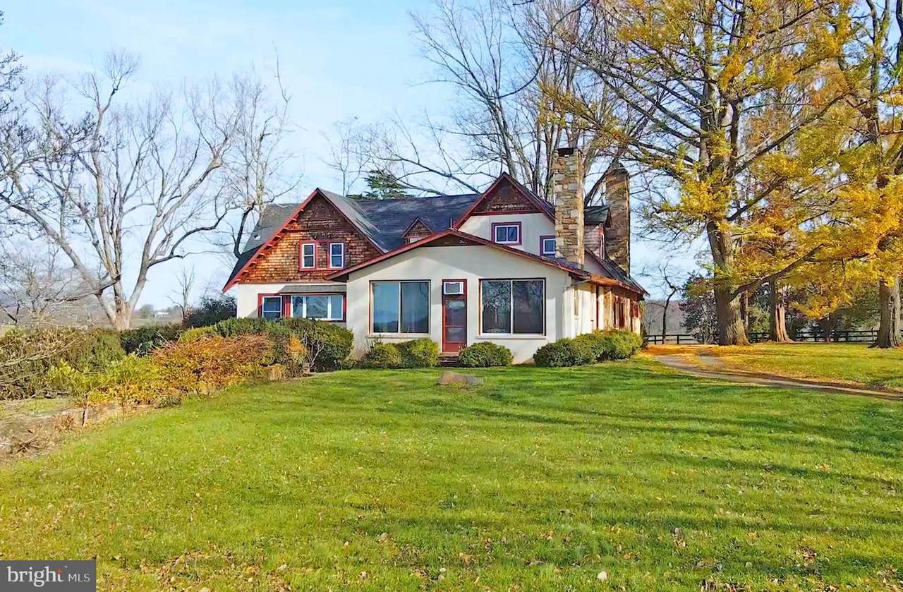 7088 Dunnottar Lane - Photo 1