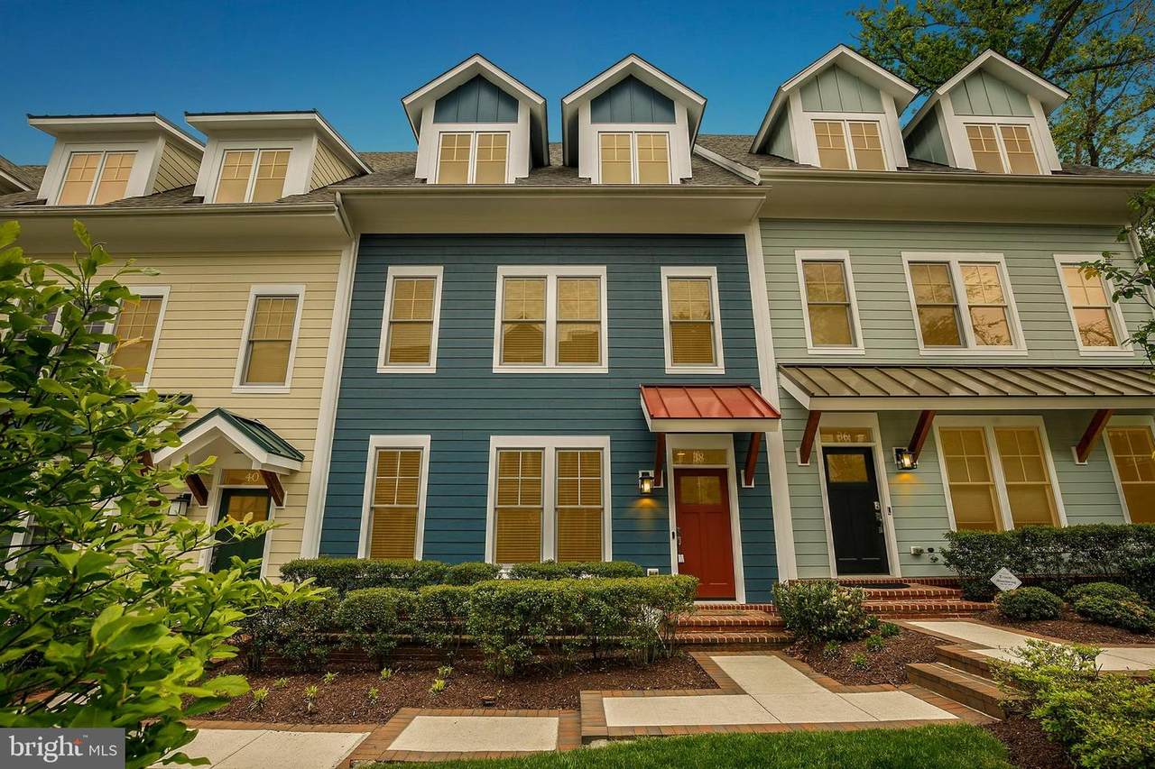 38 Ellsworth Heights Street - Photo 1