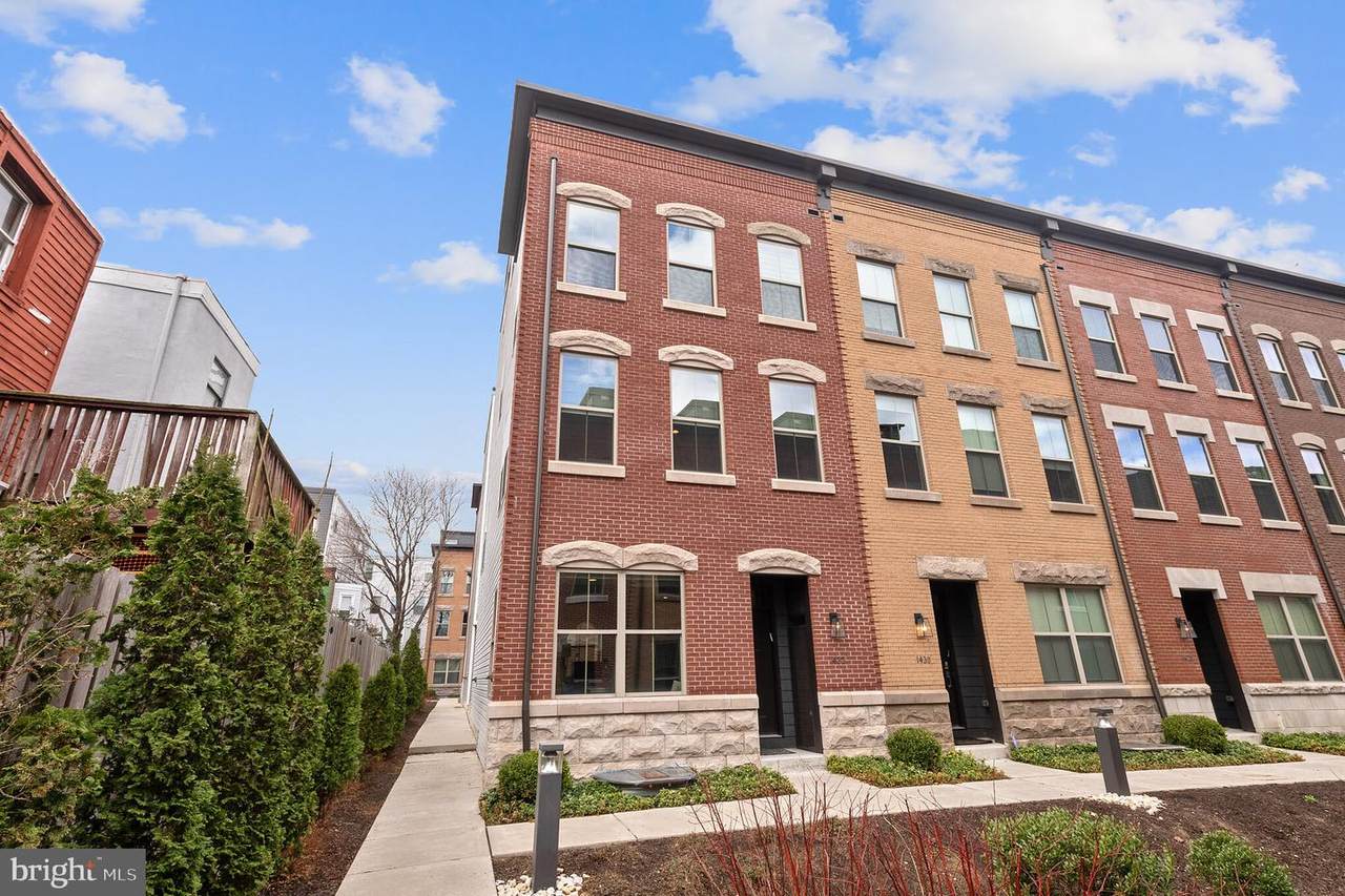 1432 Leithgow Terrace - Photo 1