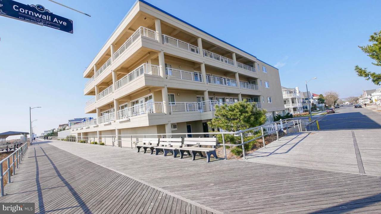 6100 Boardwalk - Photo 1