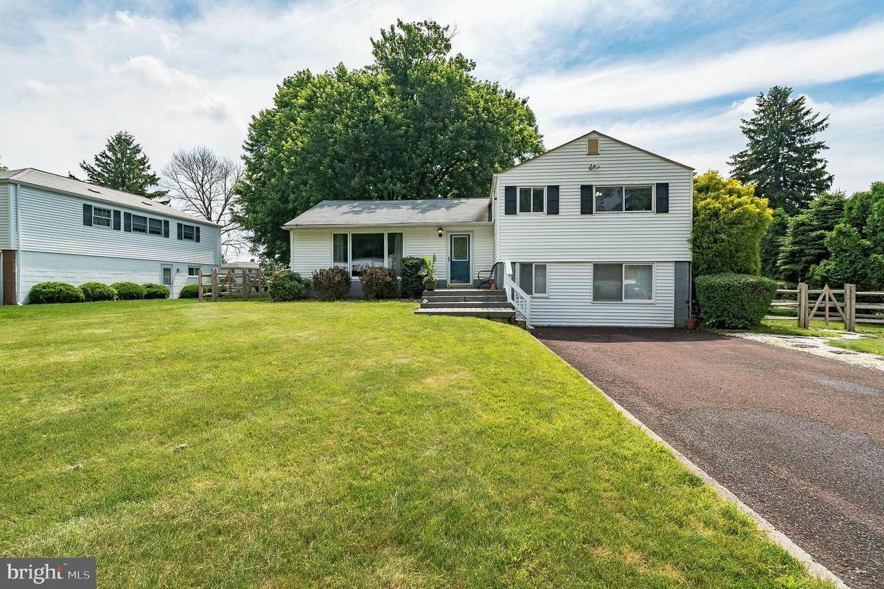 205 Becker Road - Photo 1