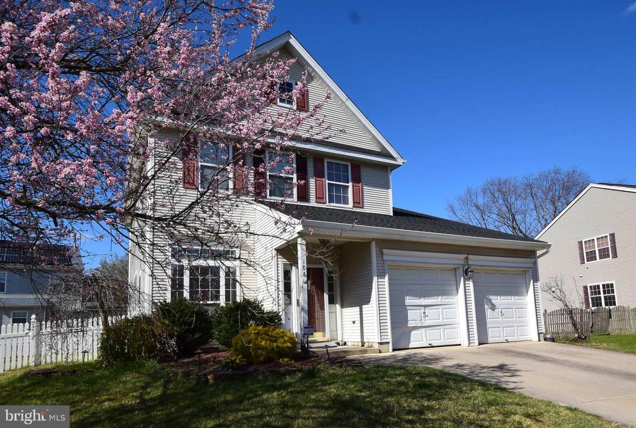 106 Voyager Drive - Photo 1