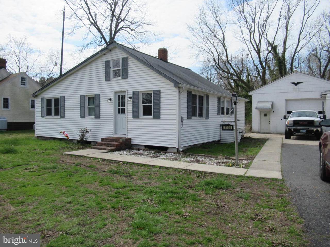3196 William Maddox Road - Photo 1