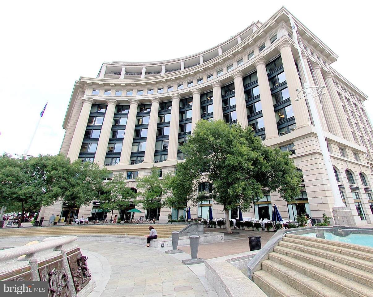701 Pennsylvania Avenue - Photo 1