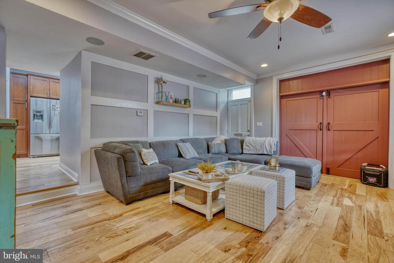 1002 Olive Street - Photo 1