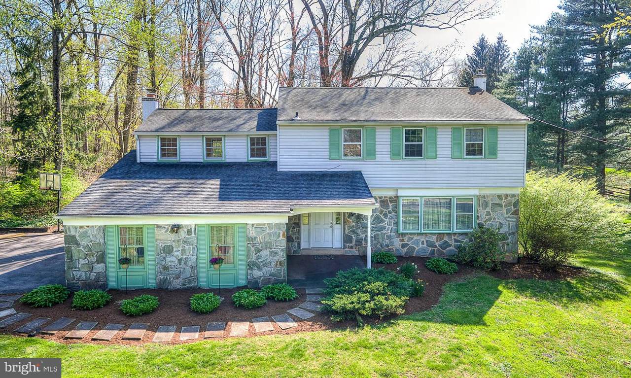 3206 Hogarth Lane - Photo 1