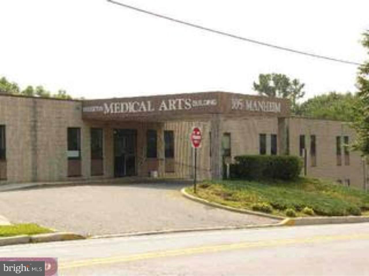105 Manheim Avenue - Photo 1