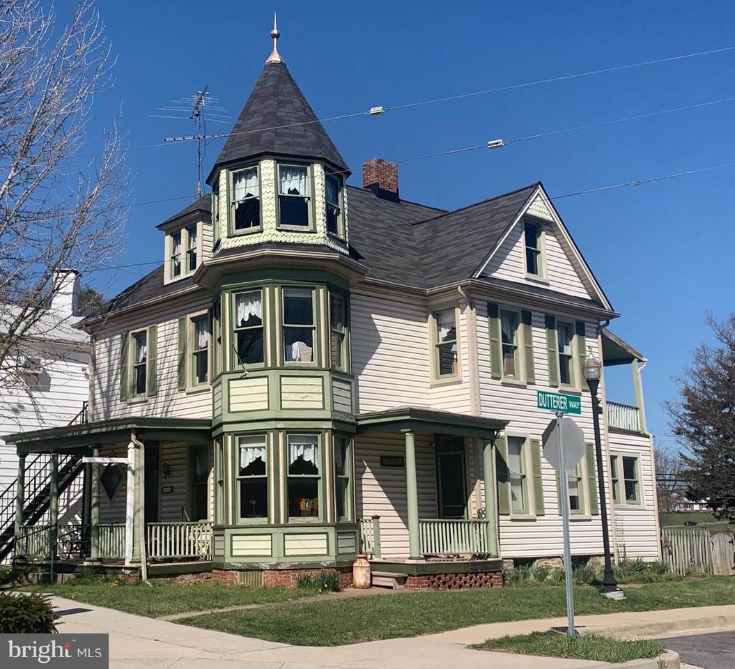 118 Pennsylvania Avenue - Photo 1