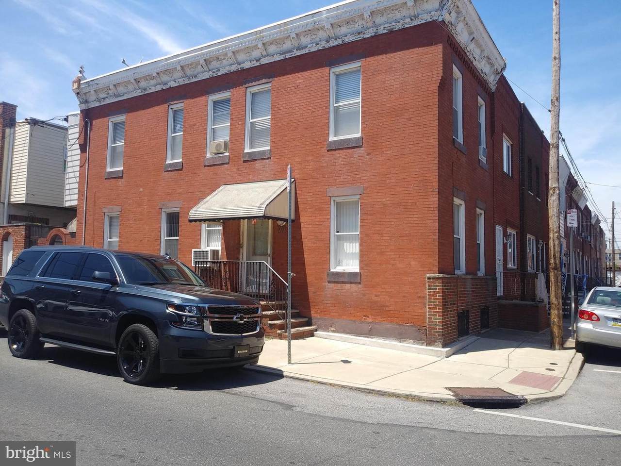 1919 Wolf Street - Photo 1