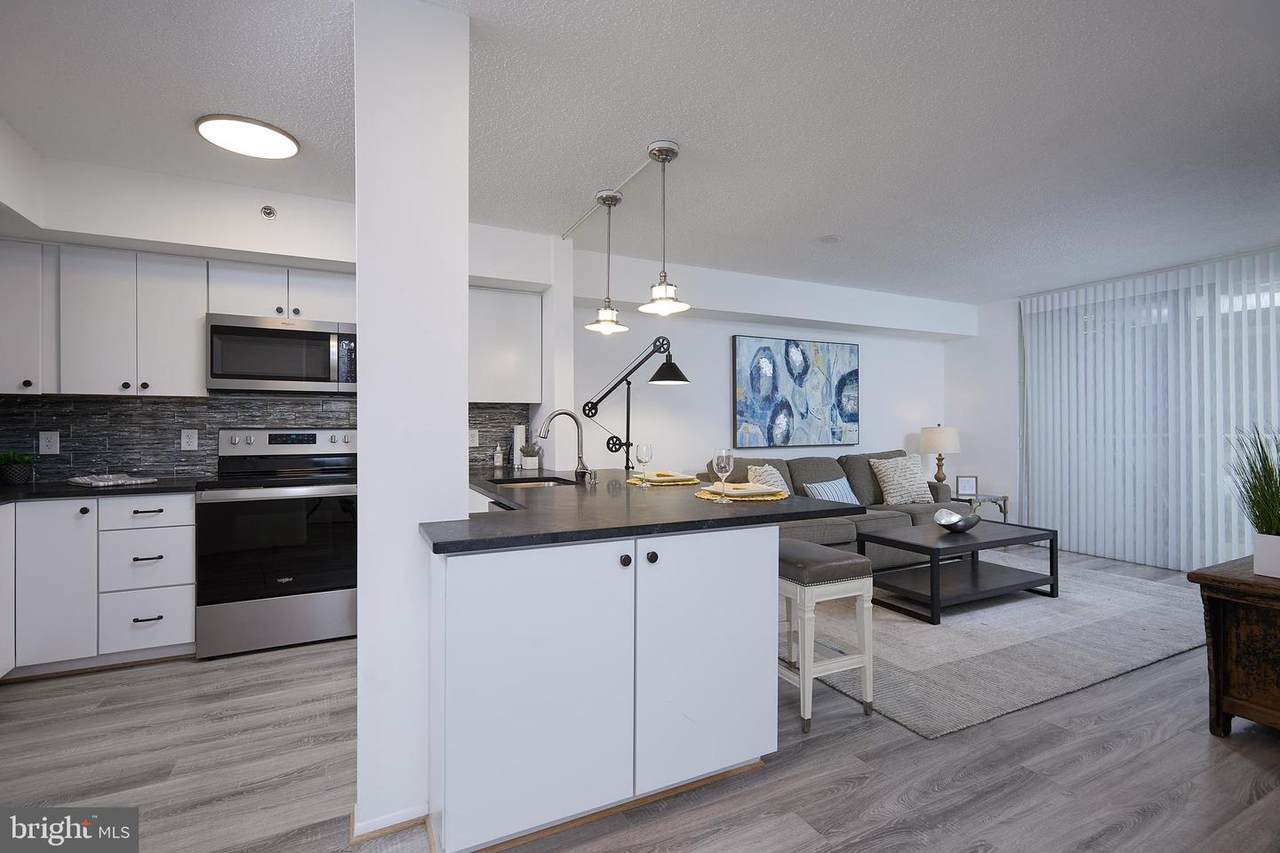 1001 Vermont Street - Photo 1