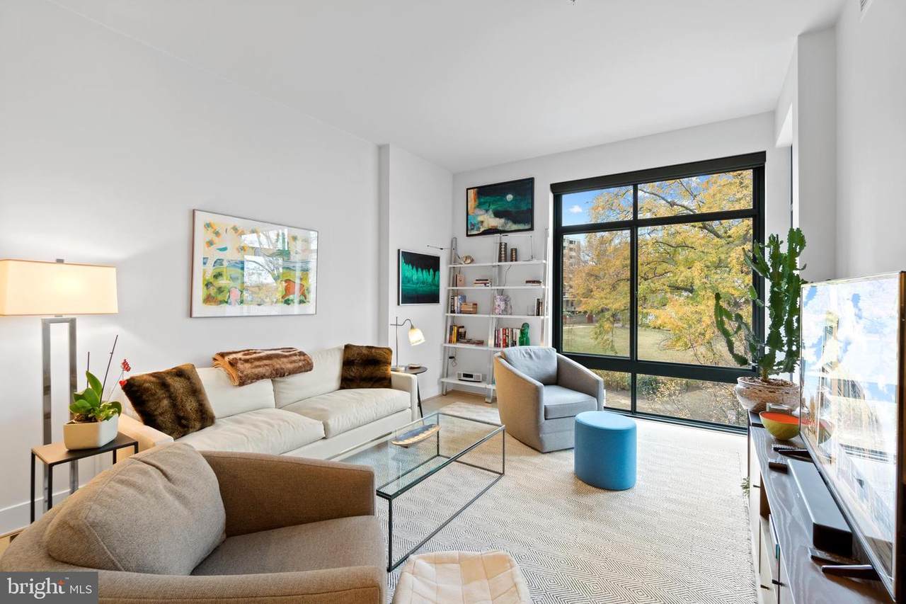 525 Water Street - Photo 1