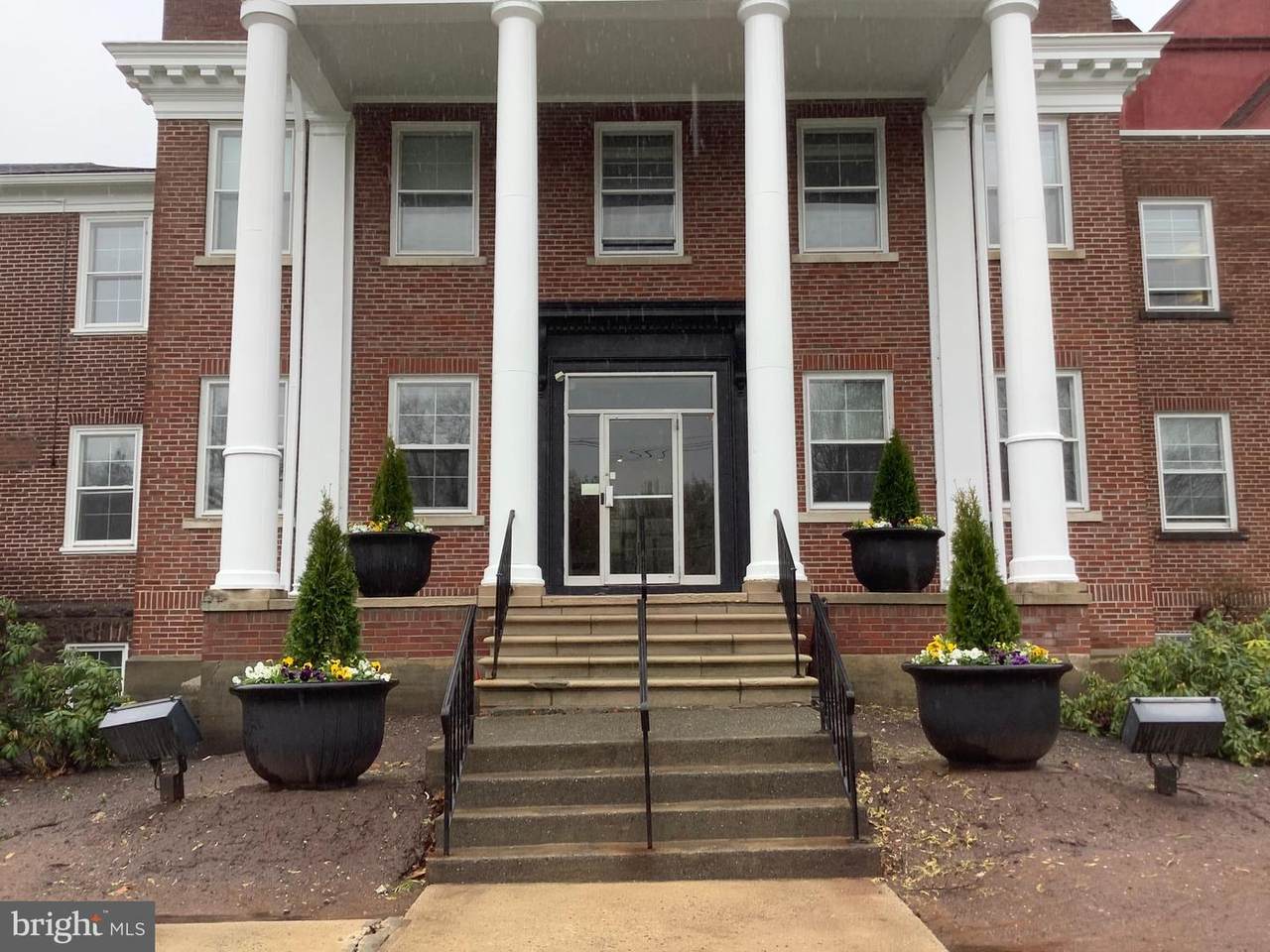 1200 High Street - Photo 1