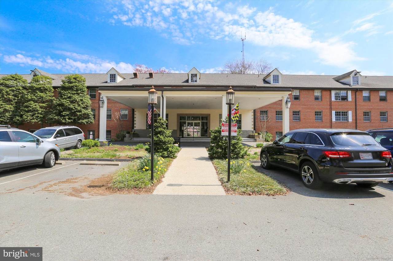 5301 Westbard Circle - Photo 1
