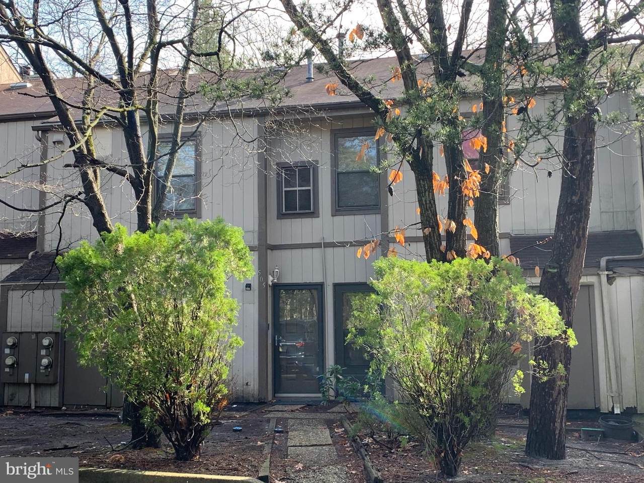 505 Bromley - Photo 1