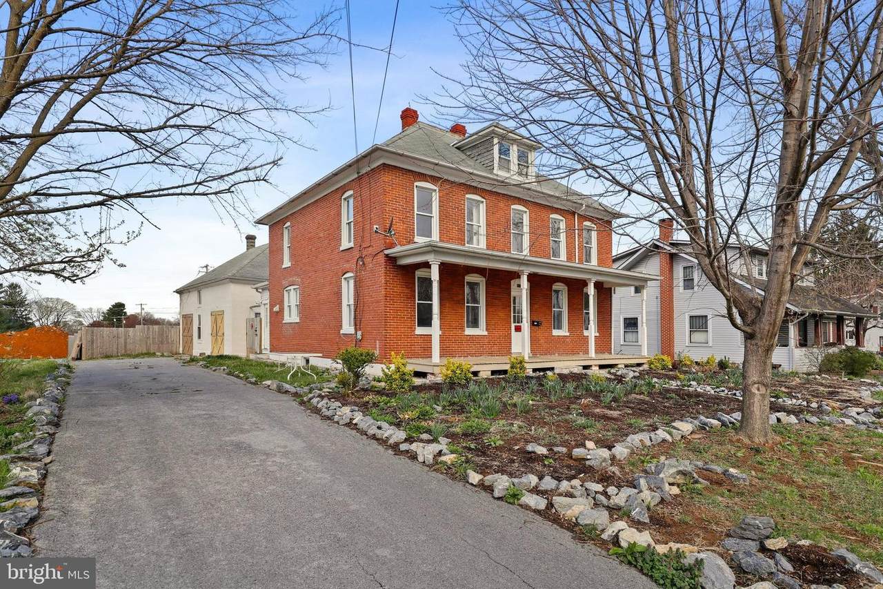 10914 Roessner Avenue - Photo 1