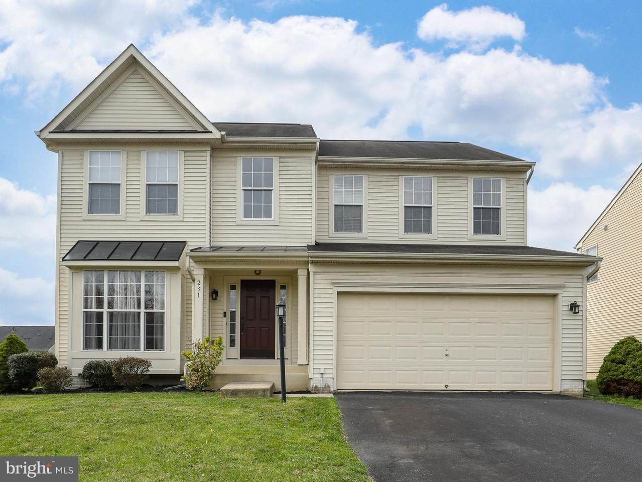 231 Mackenzie Lane - Photo 1