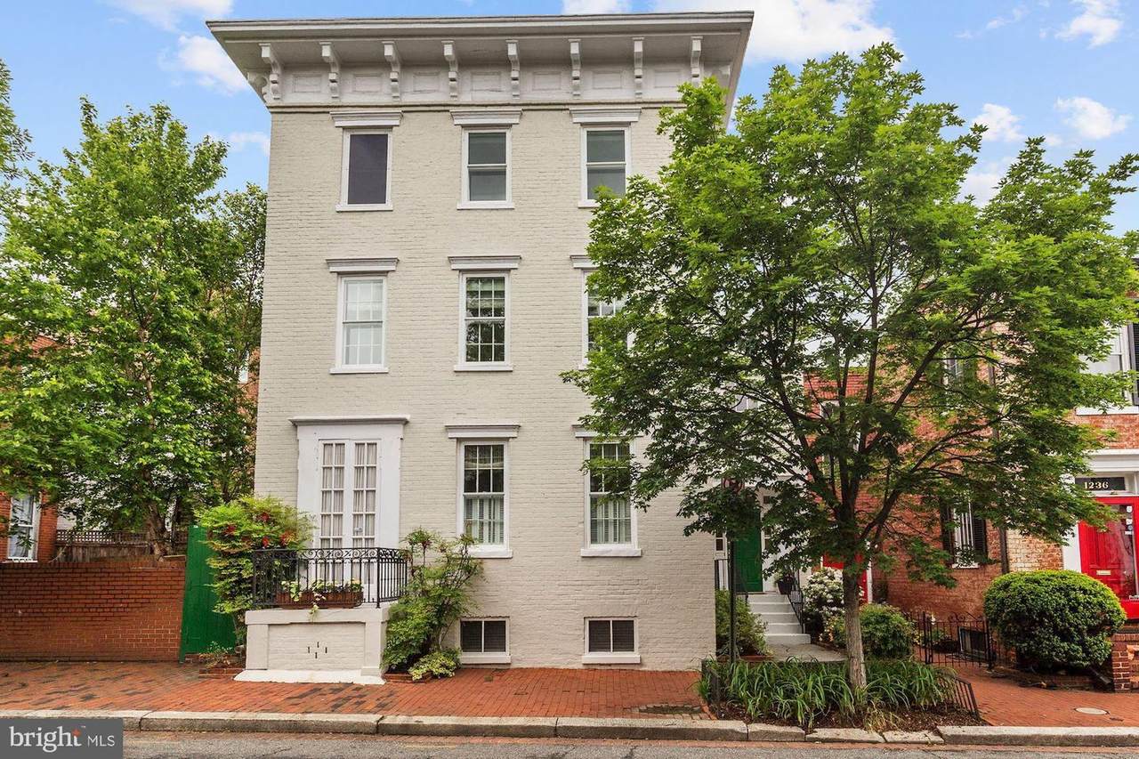 1234 33RD Street - Photo 1