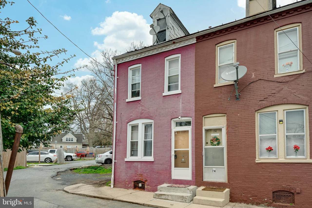 72 Campbell Avenue - Photo 1