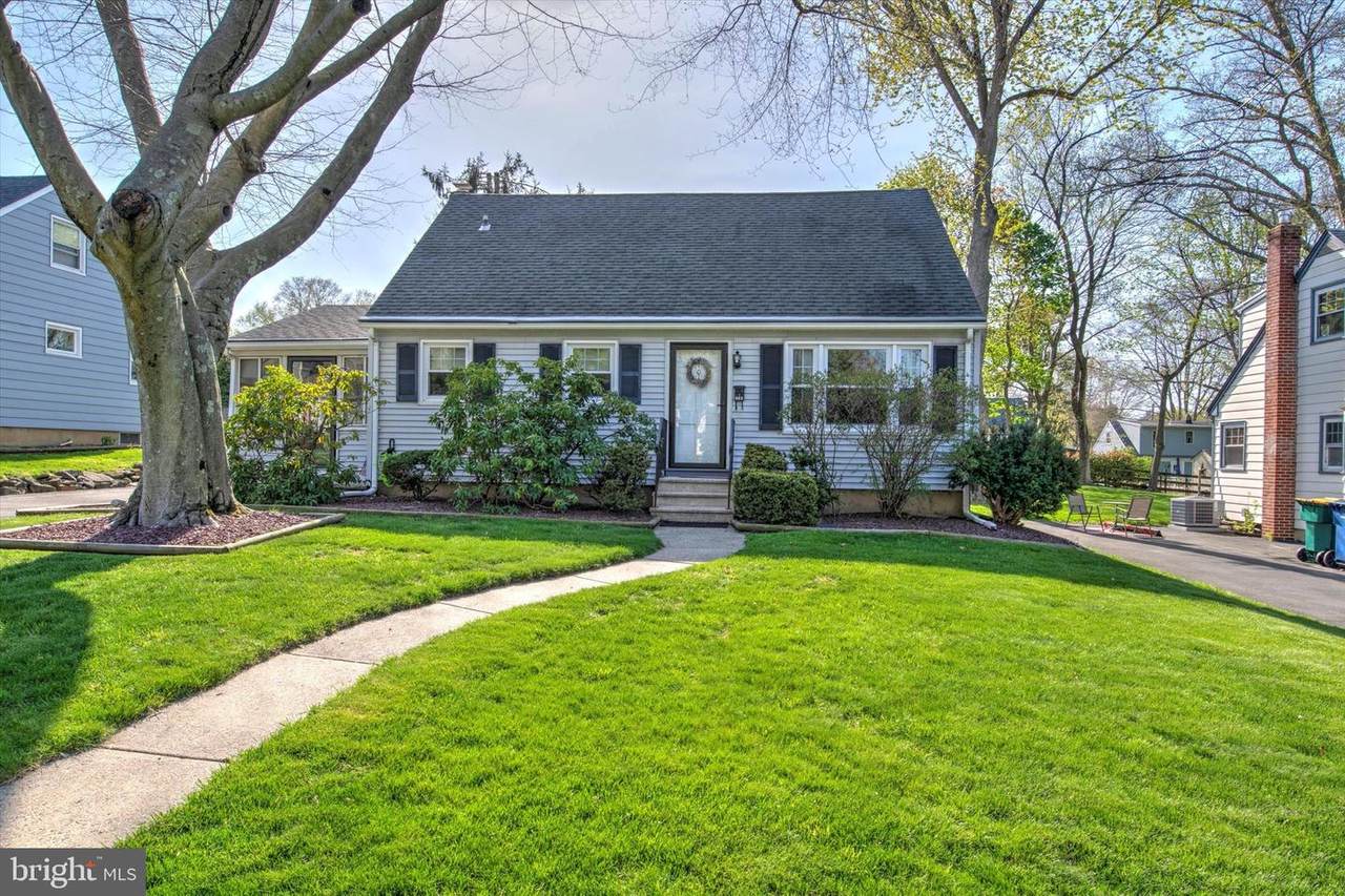 210 Greeley Street - Photo 1