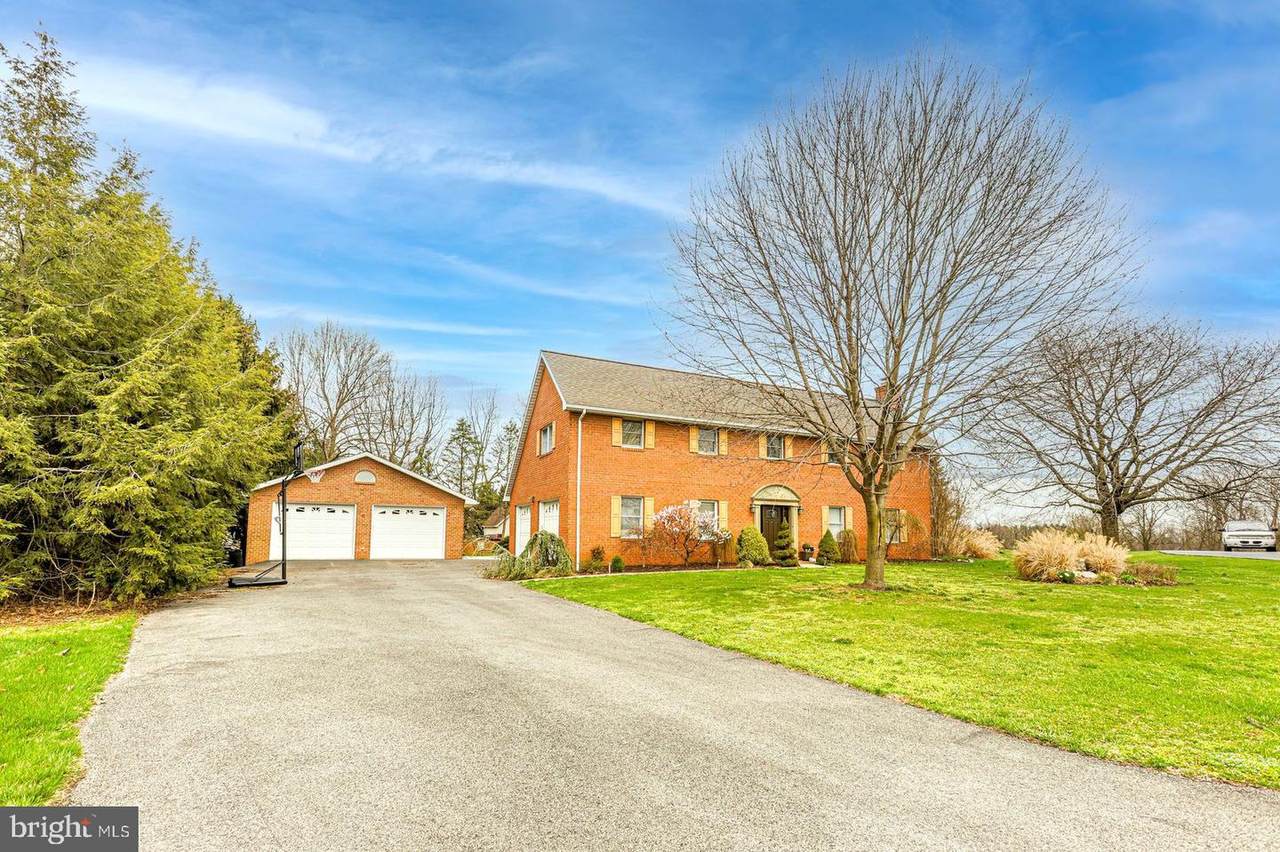 10 Summit Drive - Photo 1